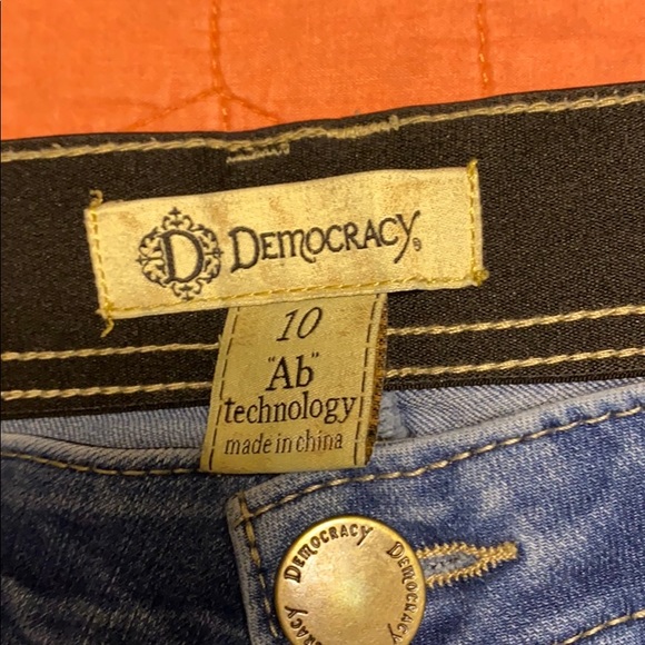 Light wash skinny jeans - Picture 2 of 4